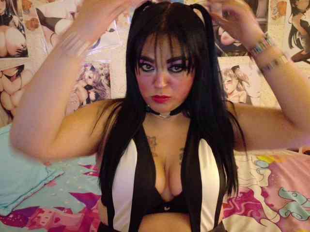 AlizeHentaiMeow webcam