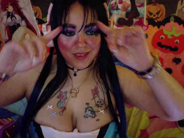 AlizeHentaiMeow webcam