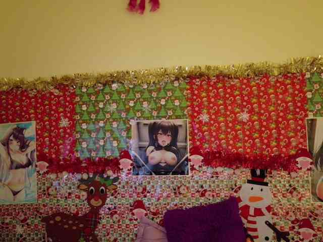 AlizeHentaiMeow webcam