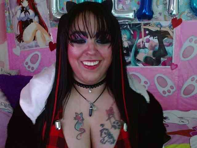 AlizeHentaiMeow webcam