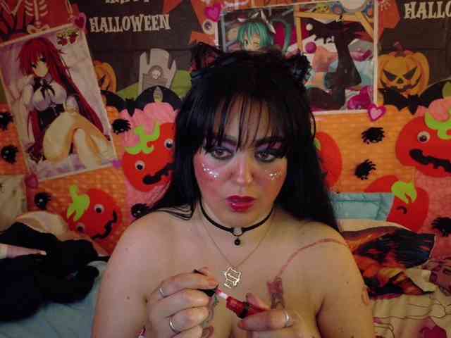 AlizeHentaiMeow webcam