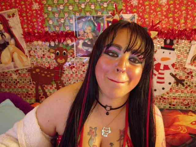 AlizeHentaiMeow webcam