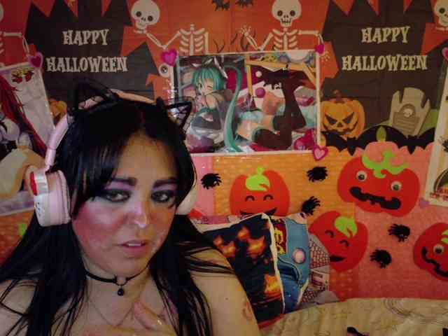 AlizeHentaiMeow webcam