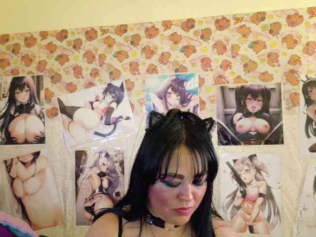 AlizeHentaiMeow webcam