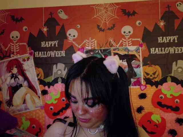 AlizeHentaiMeow webcam