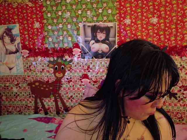 AlizeHentaiMeow webcam