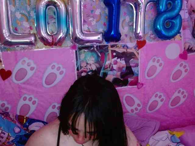 AlizeHentaiMeow webcam