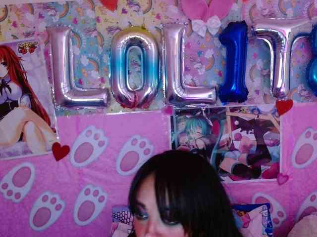 AlizeHentaiMeow webcam