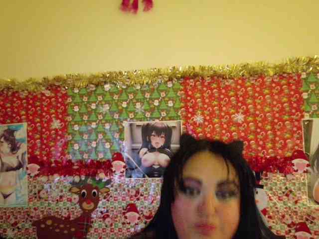 AlizeHentaiMeow webcam