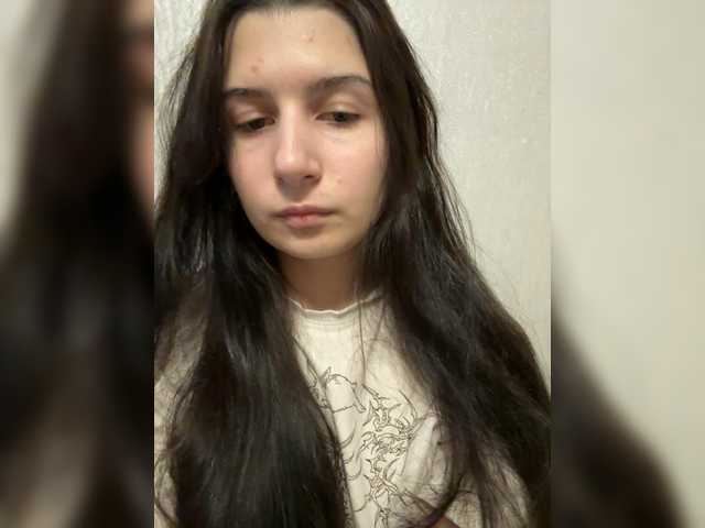 Alisia4's BongaCams show and profile