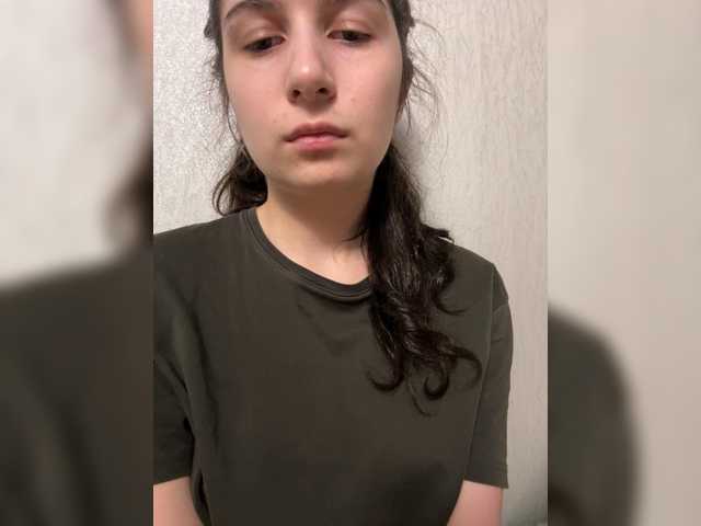 Alisia4's BongaCams show and profile