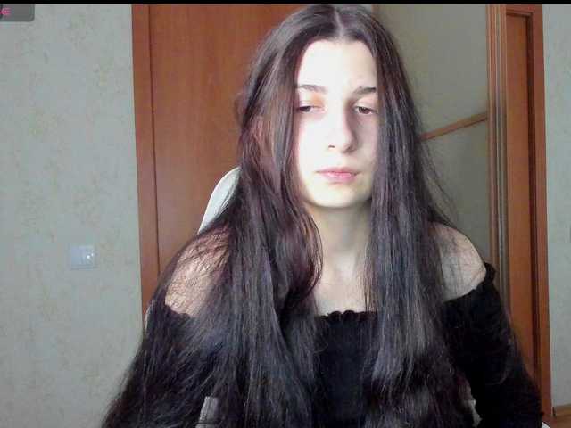 Alisia4's BongaCams show and profile