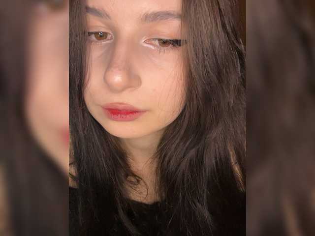 Alisia4's BongaCams show and profile