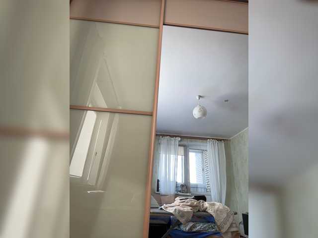 Alisia4's BongaCams show and profile