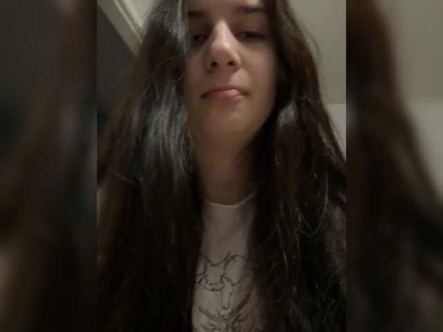 Alisia4's BongaCams show and profile