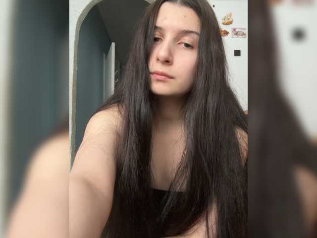 Alisia4's BongaCams show and profile