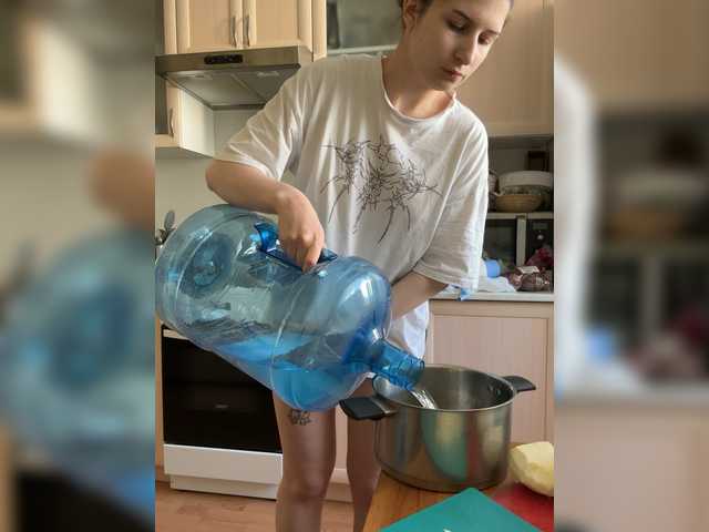 Alisia4's BongaCams show and profile