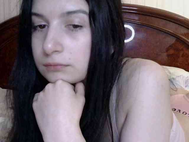 Alisia4
