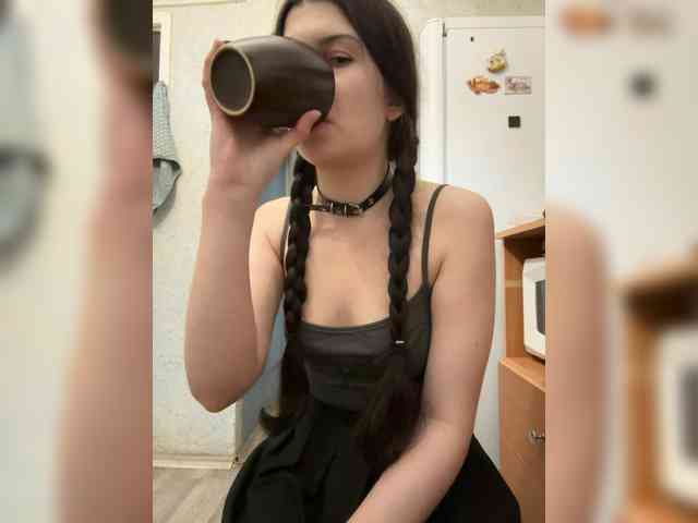 Alisia4 Live Webcam on BongaCams