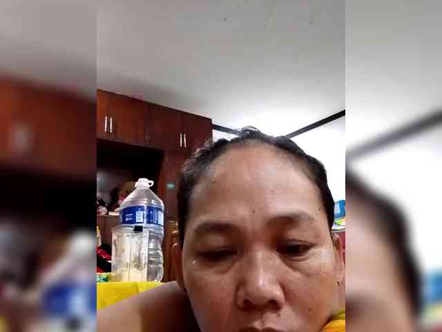 Sweet-Honey32 webcam