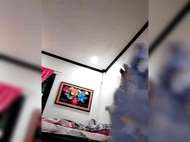 Sweet-Honey32 webcam