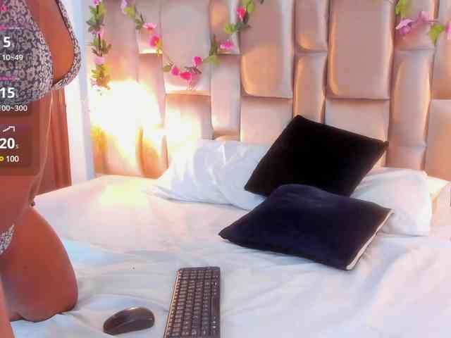Kendramonroe webcam