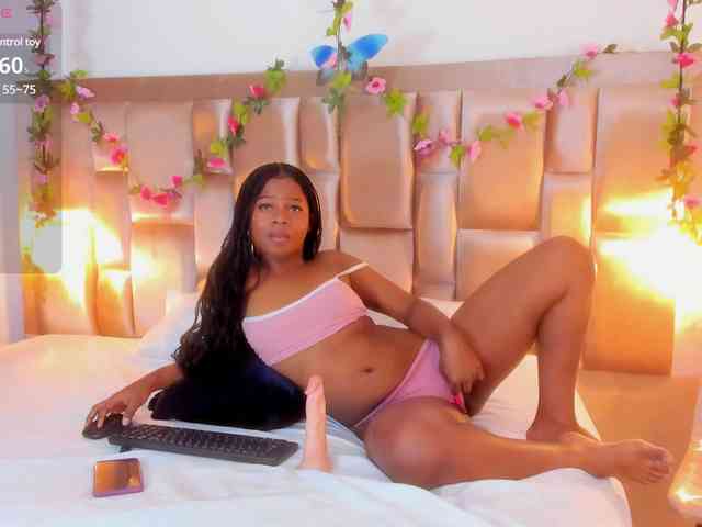 Kendramonroe webcam
