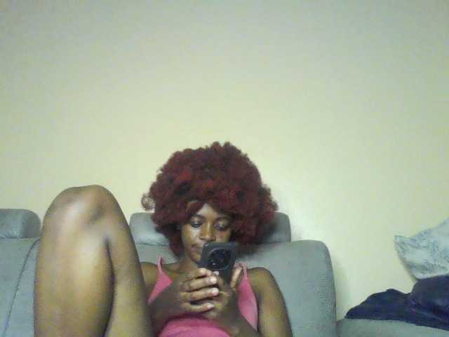 SweetAlly's BongaCams show and profile