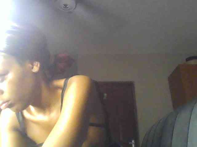 SweetAlly webcam