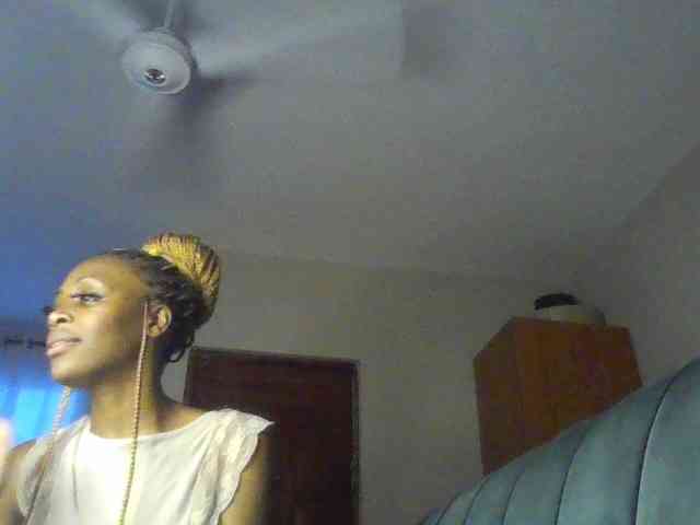 SweetAlly webcam