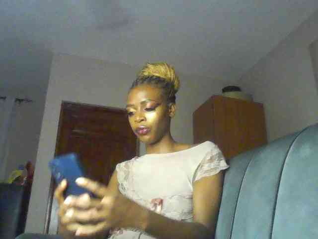 SweetAlly webcam