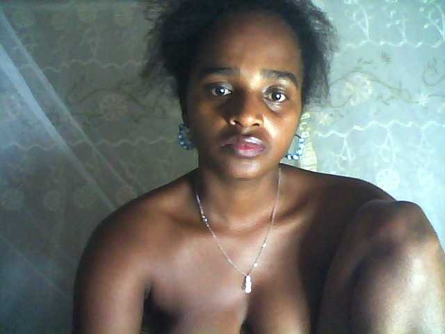 Flania on BongaCams