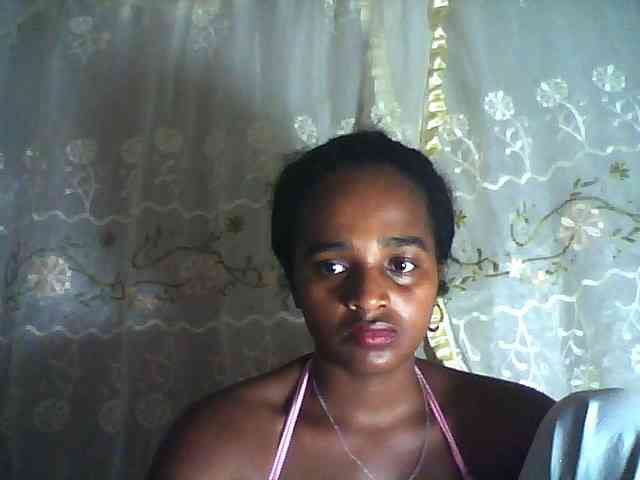 Flania Live Webcam on BongaCams