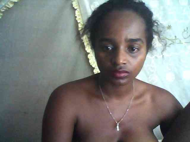 free nude cam Flania