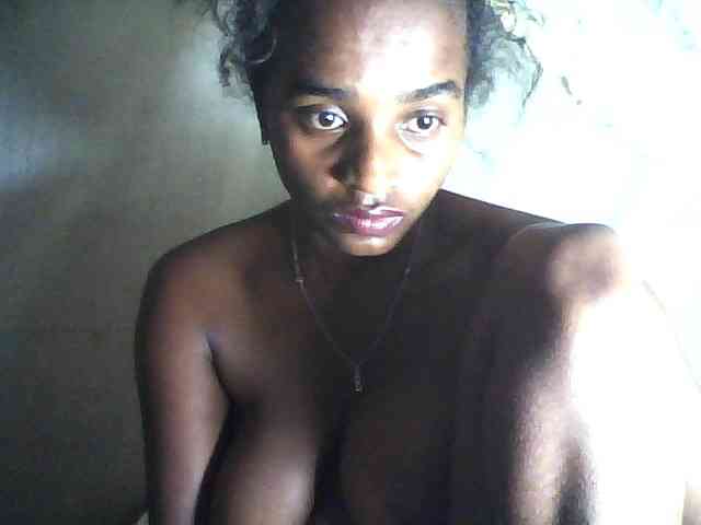 Flania Live Webcam on BongaCams
