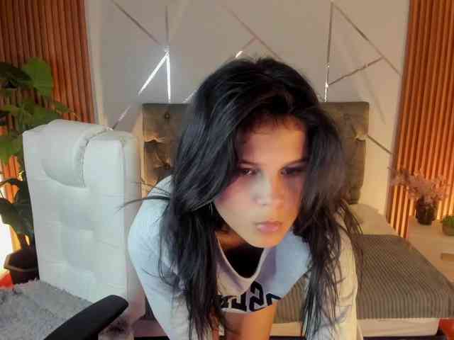 Sweet-kim webcam