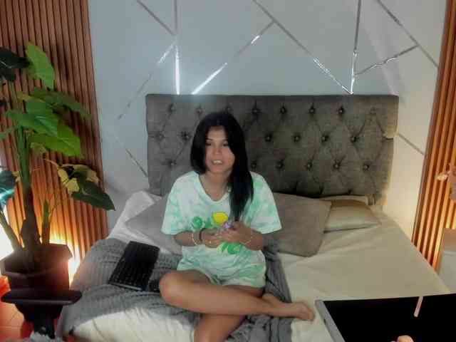 Sweet-kim webcam