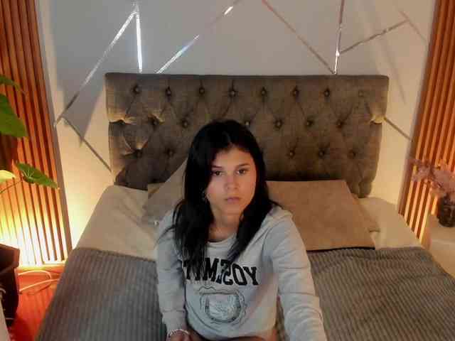 Sweet-kim webcam