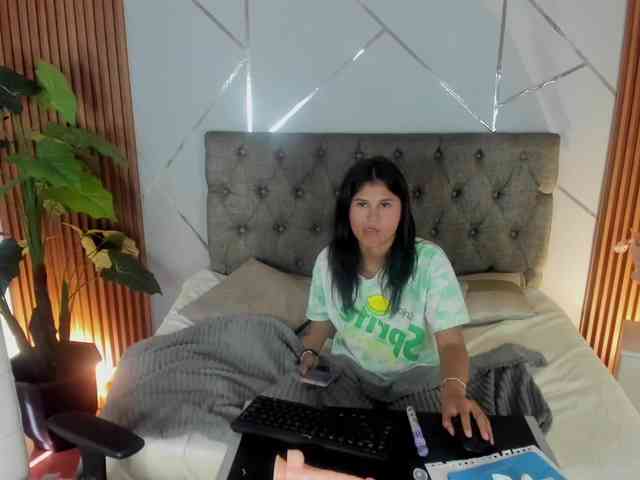 Sweet-kim webcam