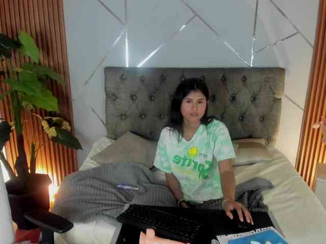 Sweet-kim webcam