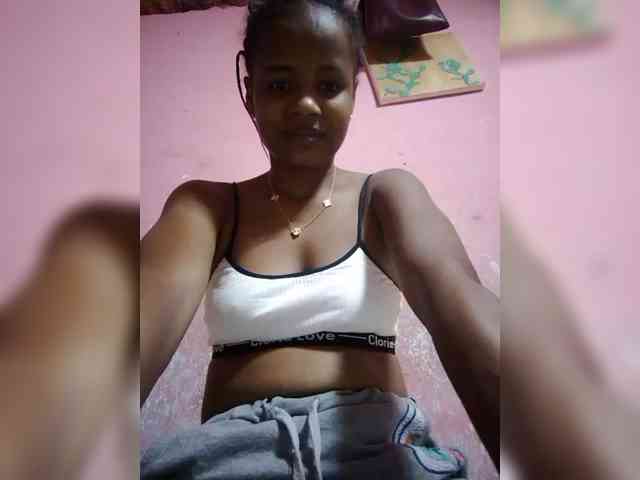 flaviahh webcam