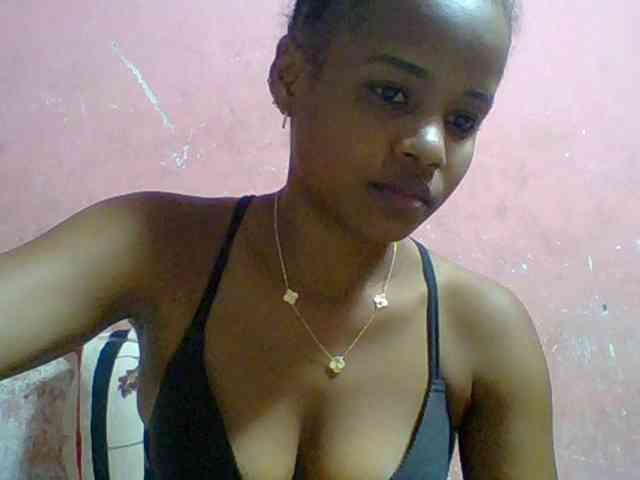 flaviahh webcam