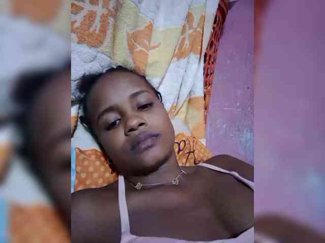 flaviahh webcam