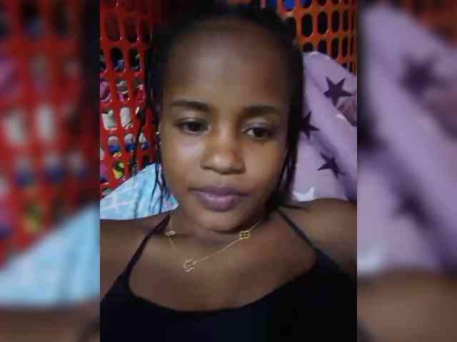 flaviahh webcam