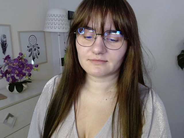 perfectJulie webcam bongacams model stream image