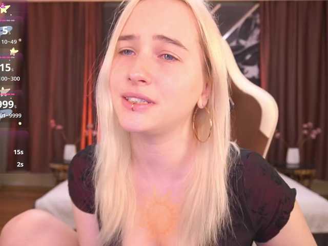 LilElfie's BongaCams show and profile