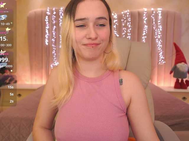 LilElfie's BongaCams show and profile