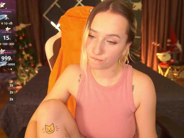 LilElfie's BongaCams show and profile