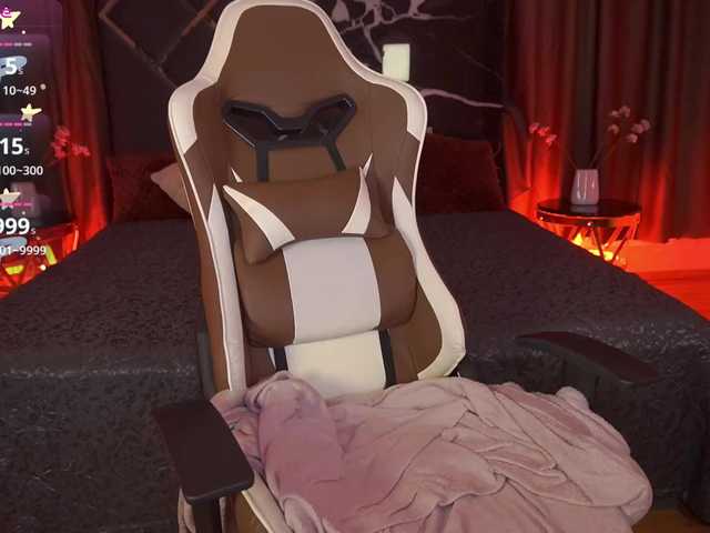 LilElfie's BongaCams show and profile