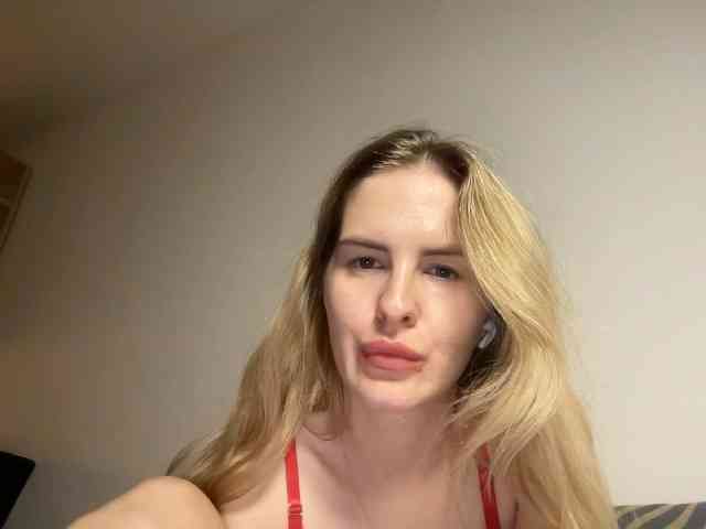 1Anastassiiaaa webcam
